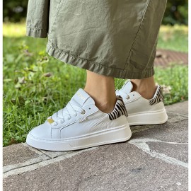 Erika - Sneaker